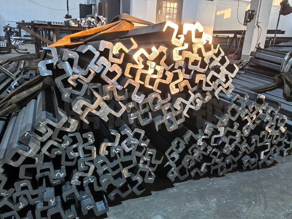 S型鋼1